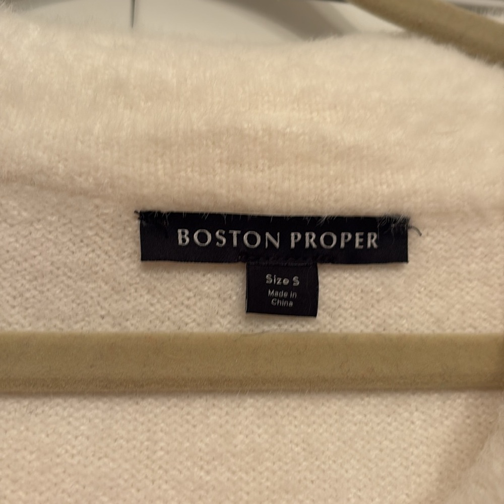 Boston Proper Sweater - Picture 2 of 2